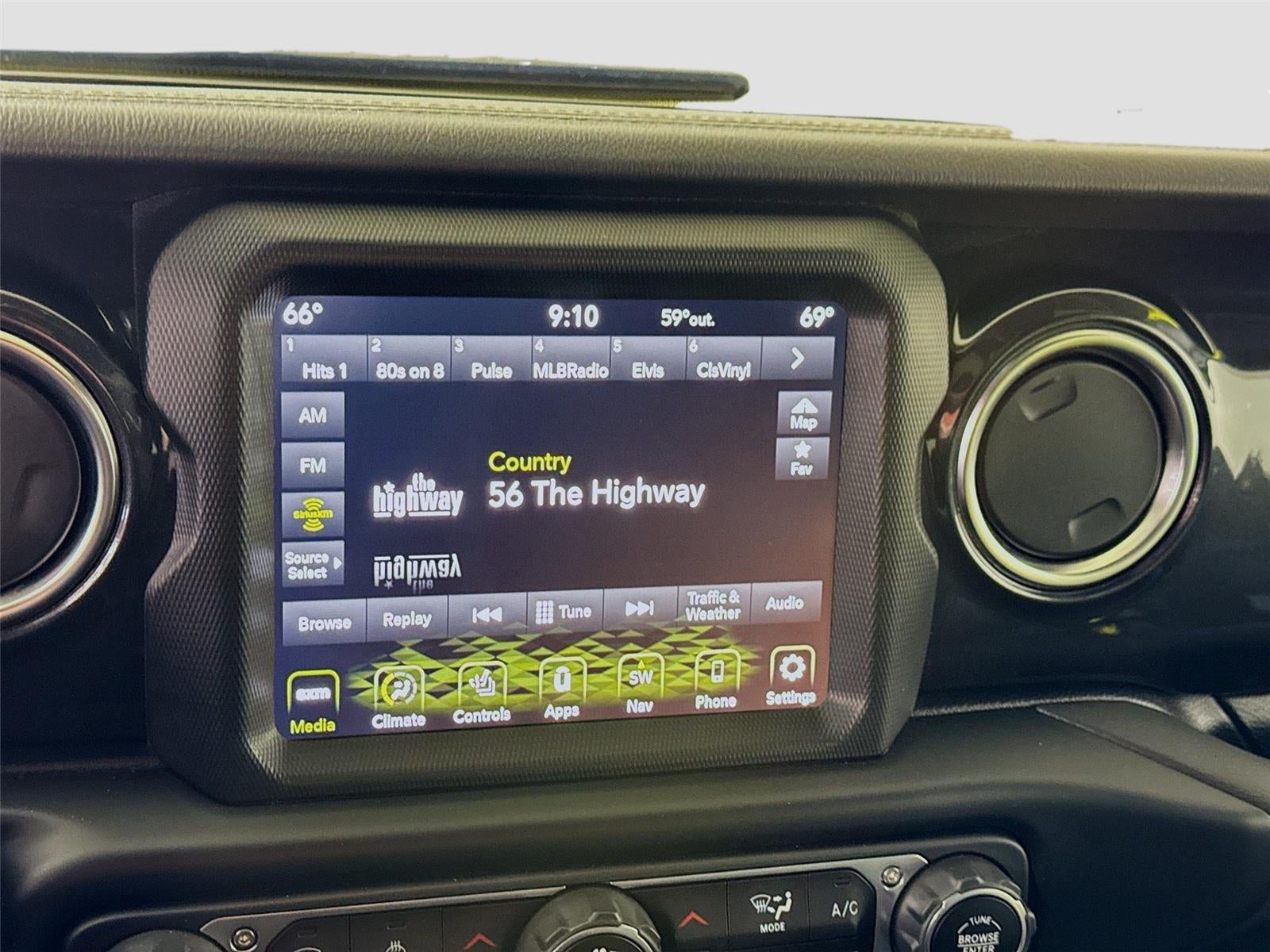 2023 Jeep Wrangler Sahara Altitude