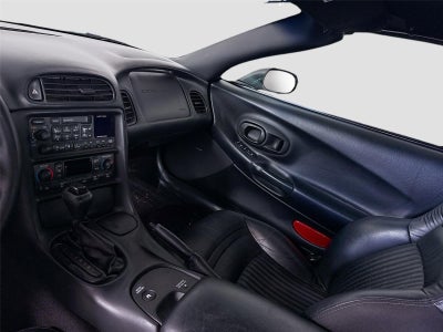 2004 Chevrolet Corvette Base