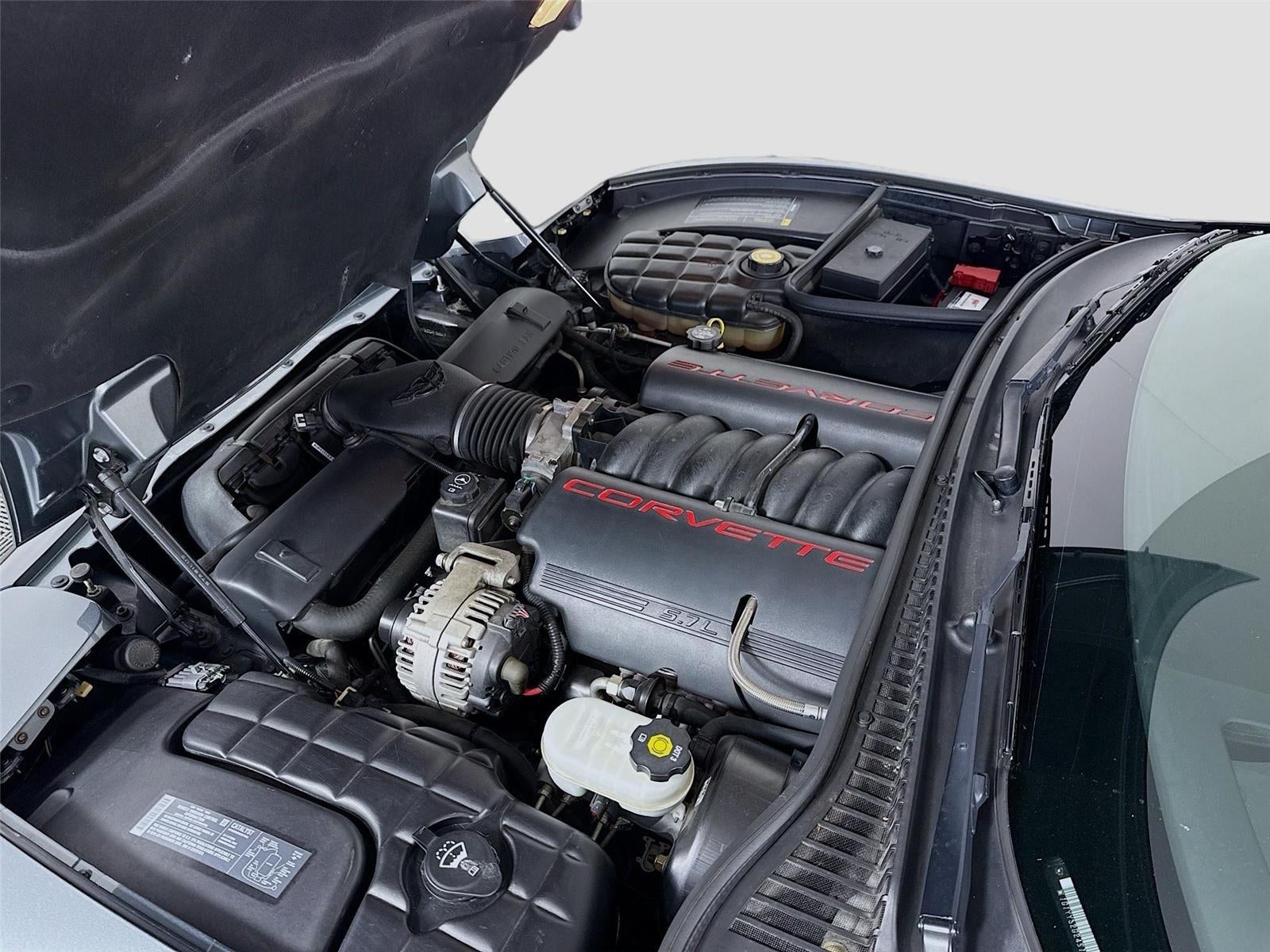 2004 Chevrolet Corvette Base