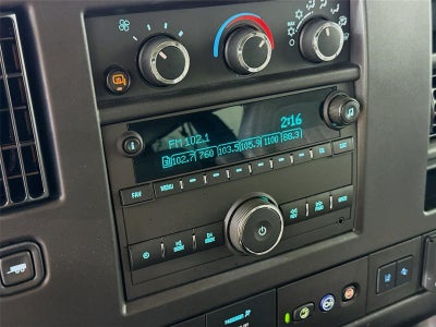 2025 Chevrolet Express Passenger 1LT