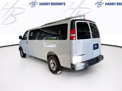 2025 Chevrolet Express Passenger 1LT