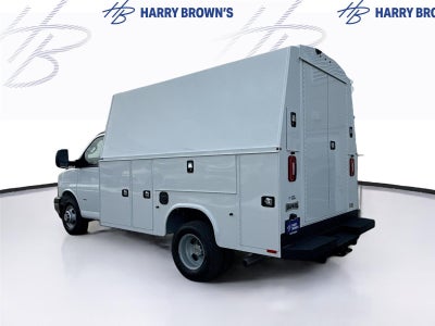 2025 Chevrolet Express Cutaway 3500 1WT