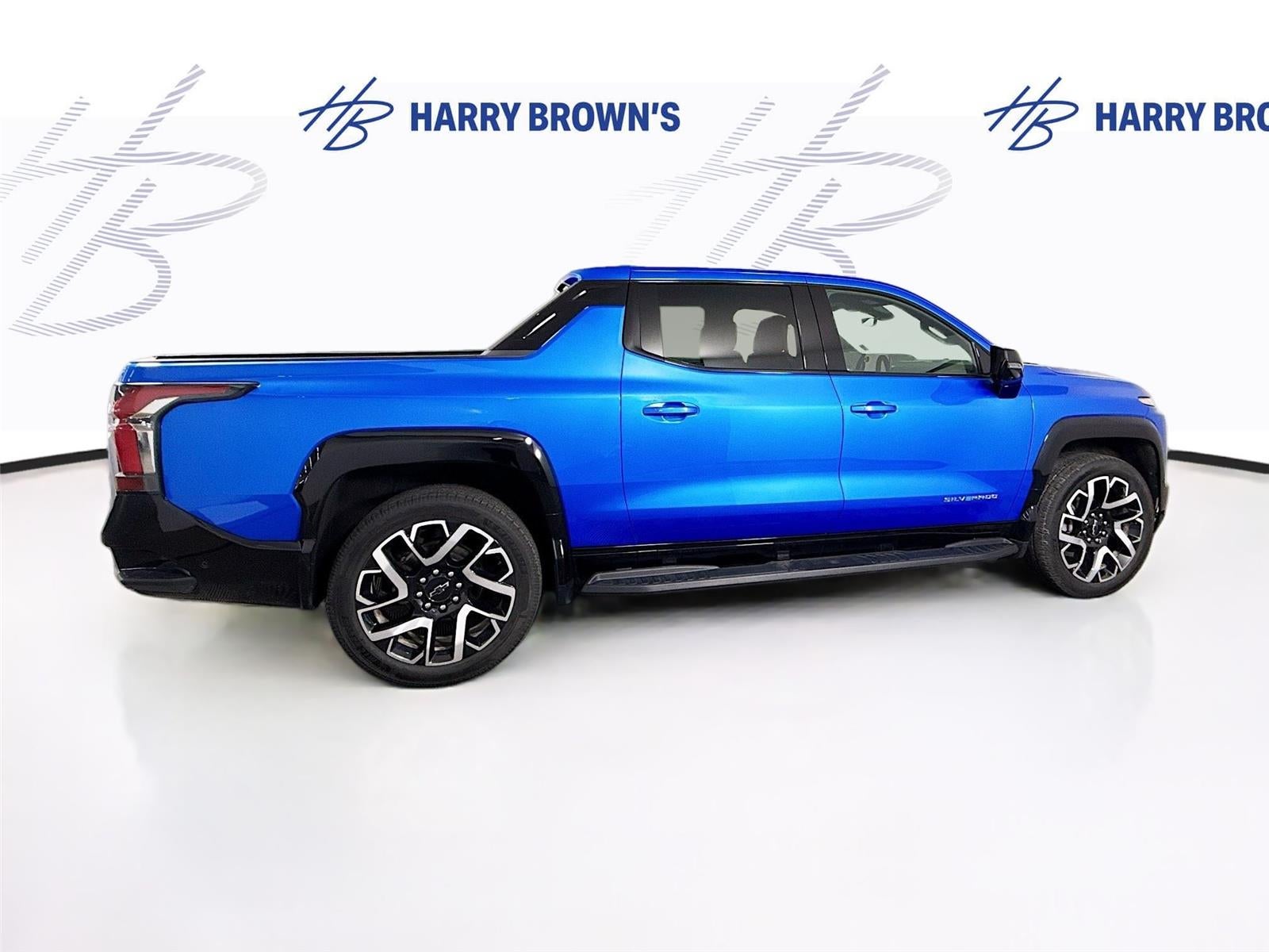 2025 Chevrolet Silverado EV RST - Max Range