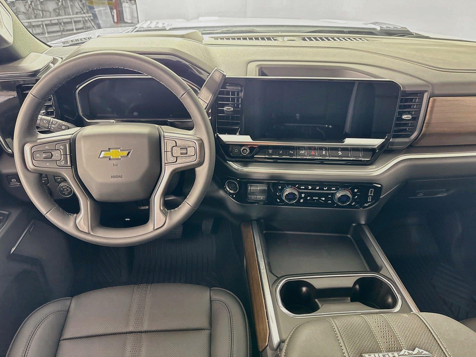 2026 Chevrolet Silverado 3500 HD High Country