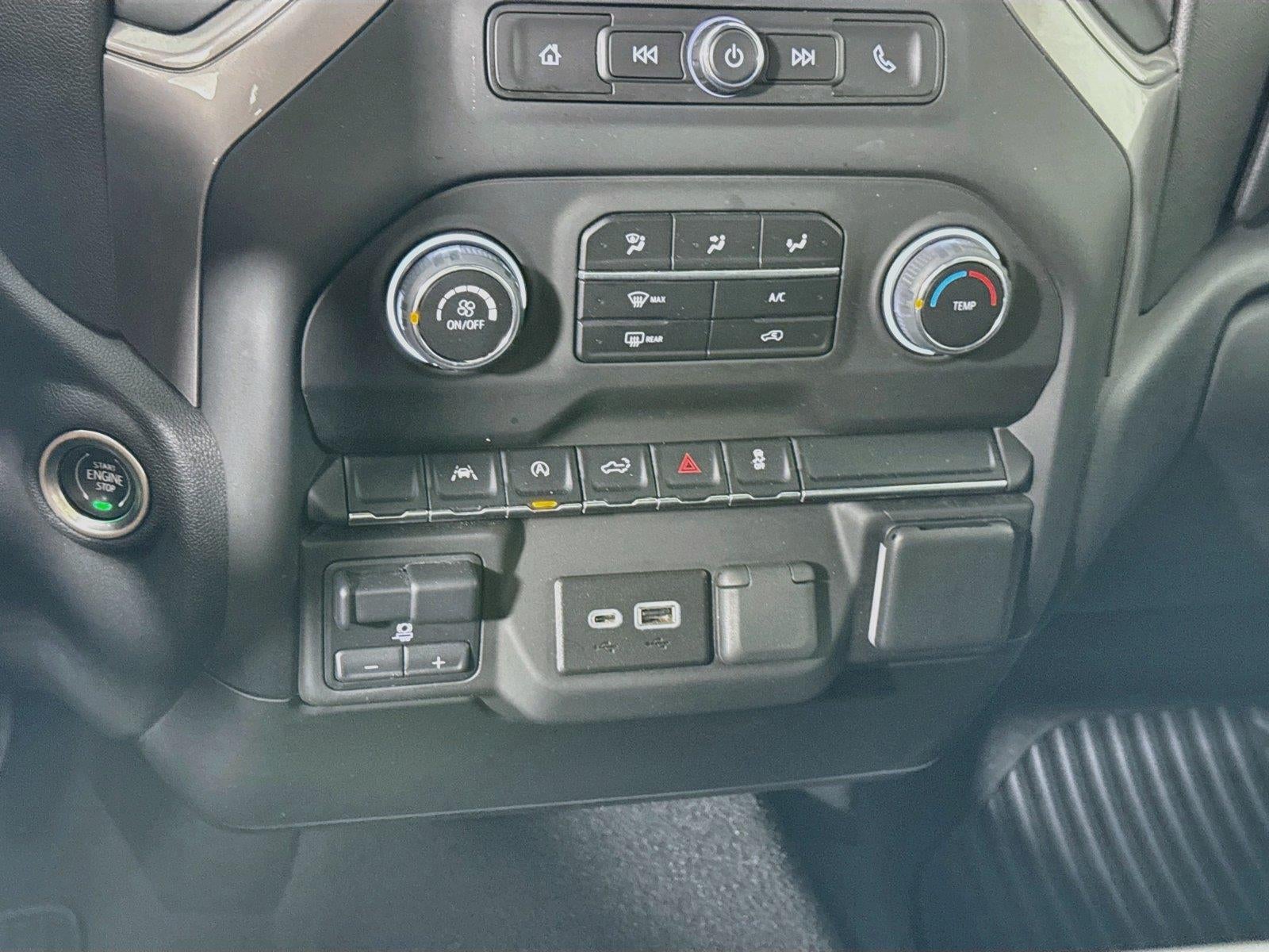 2024 Chevrolet Silverado 1500 Custom