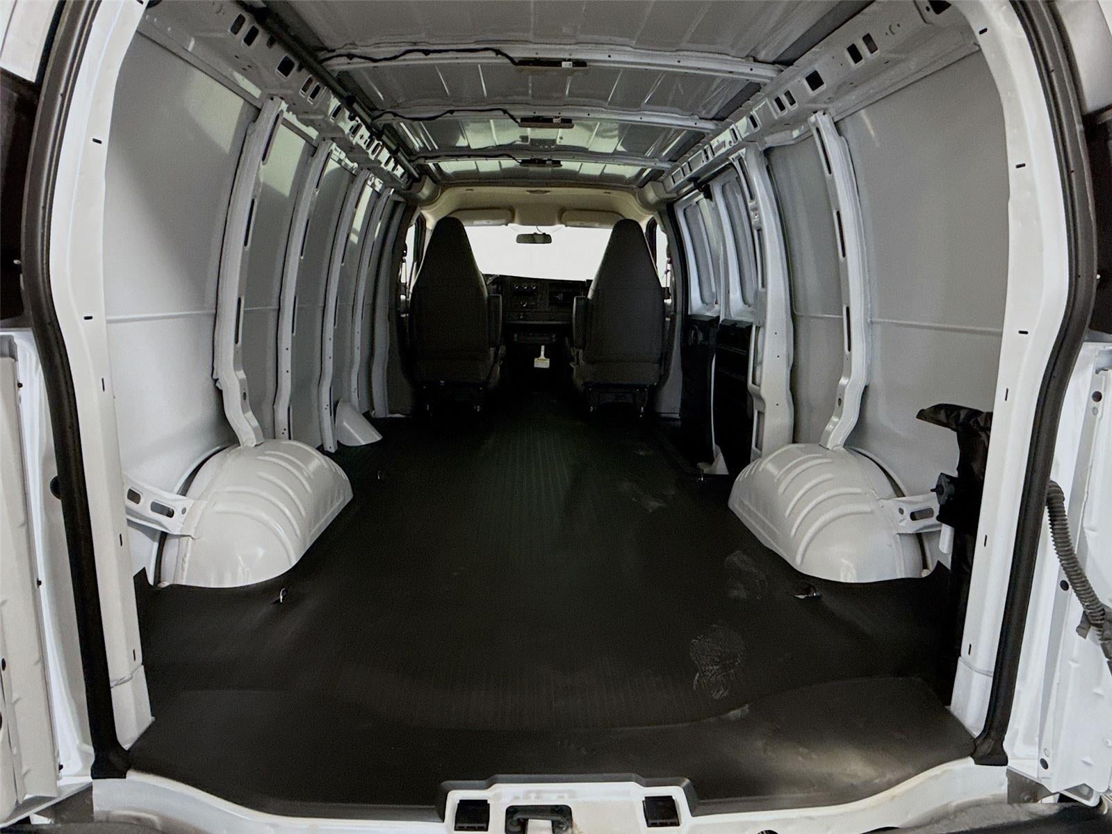 2026 Chevrolet Express Cargo 1WT