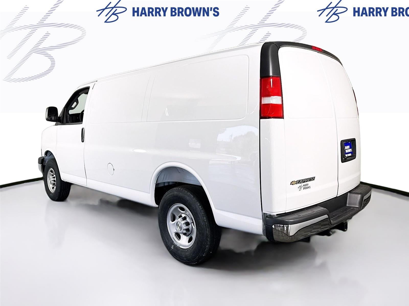 2026 Chevrolet Express Cargo 1WT