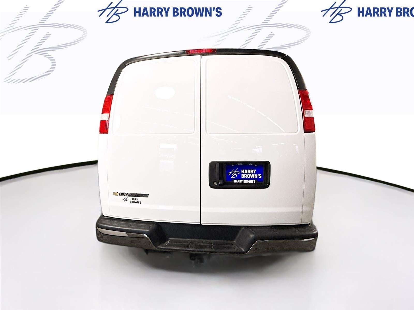 2026 Chevrolet Express Cargo 1WT
