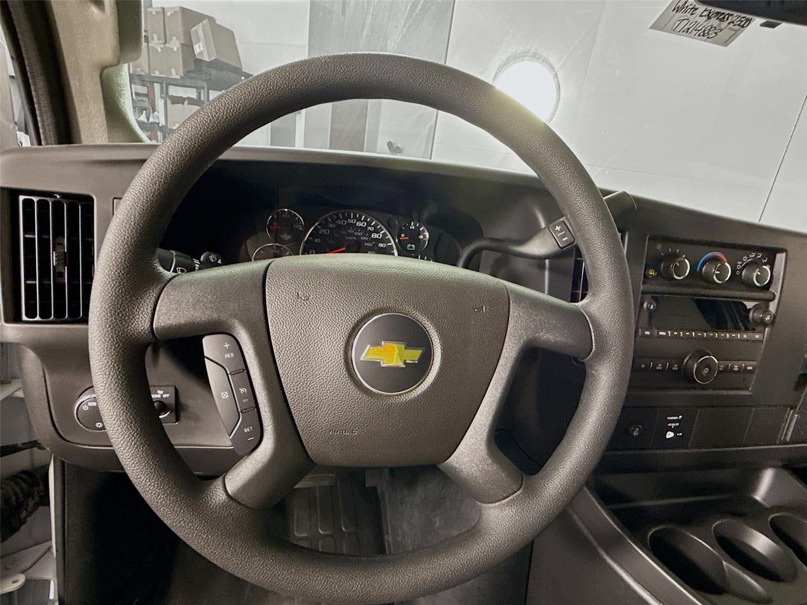 2026 Chevrolet Express Cargo 1WT