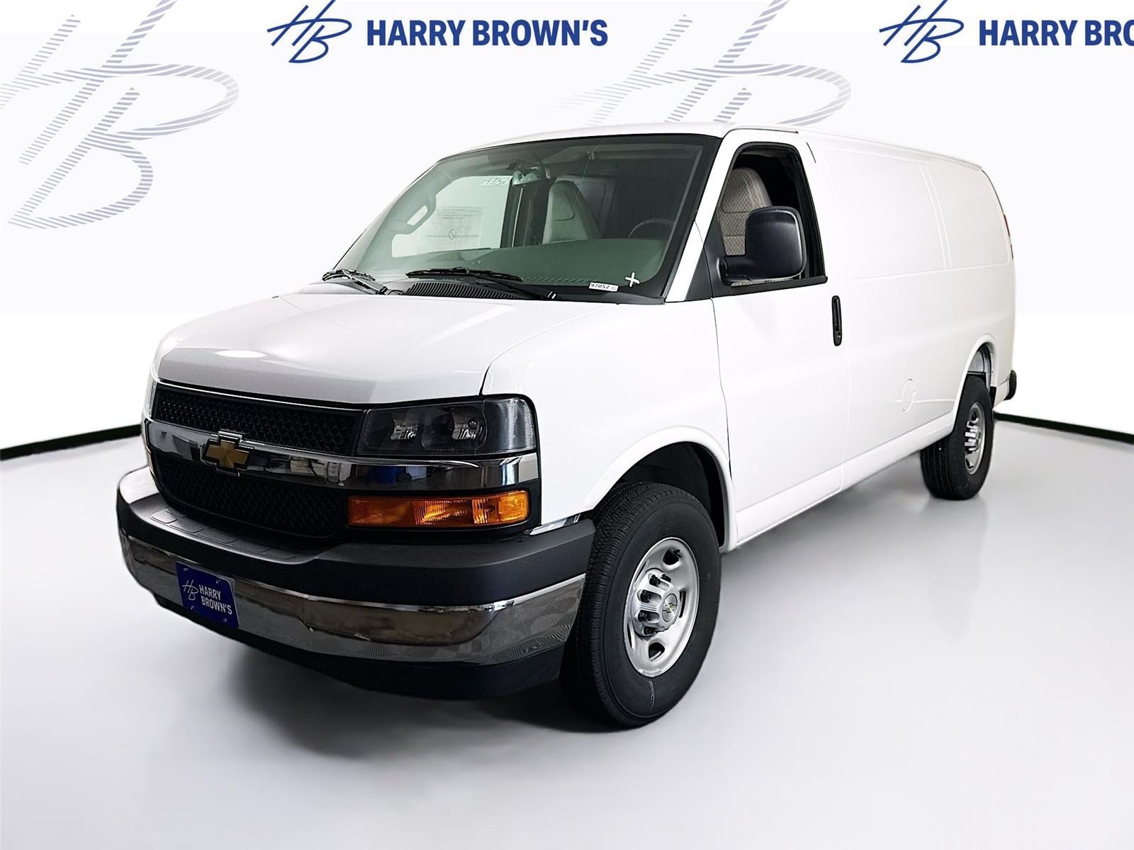 2026 Chevrolet Express Cargo 1WT