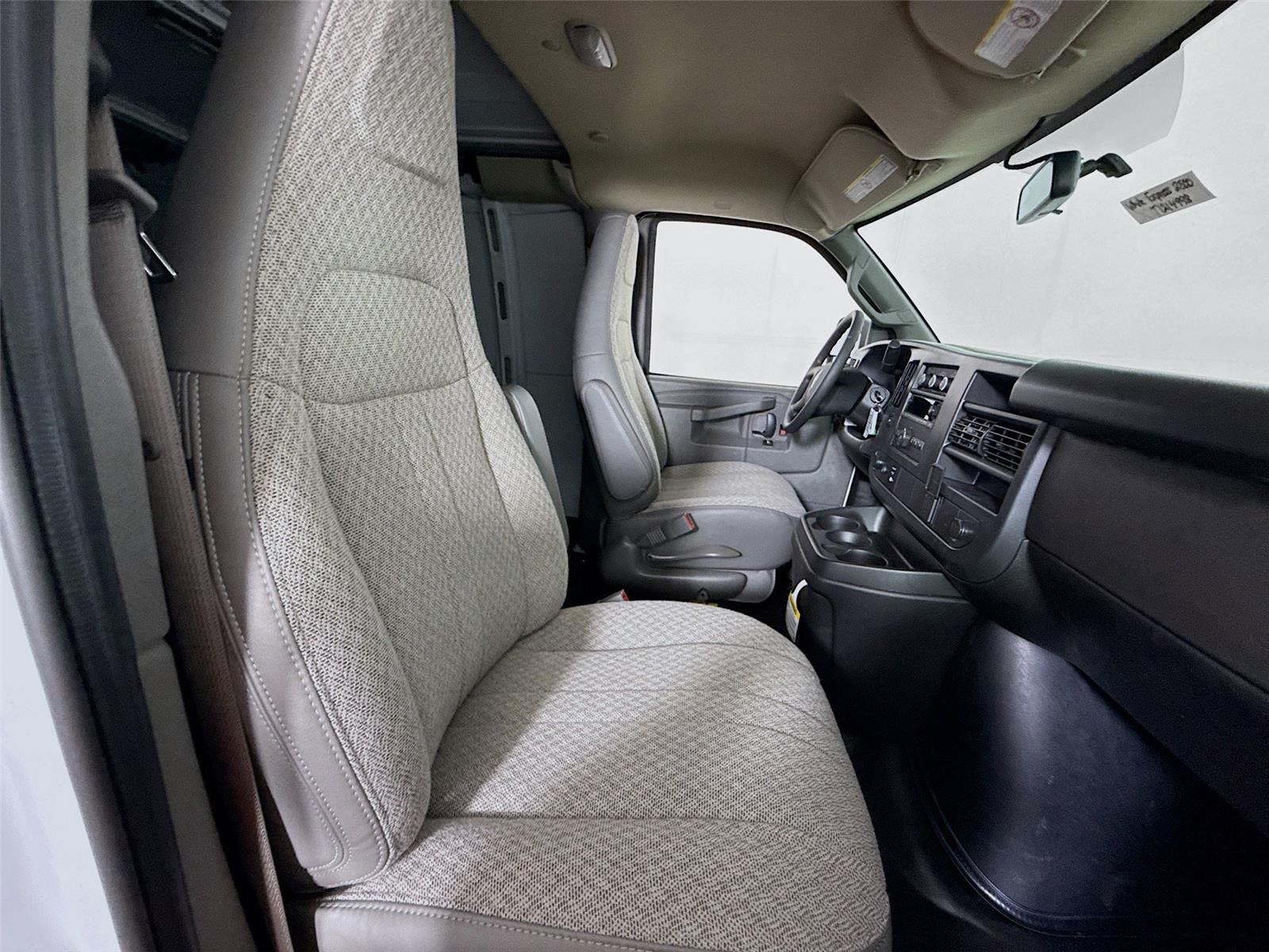 2026 Chevrolet Express Cargo 1WT
