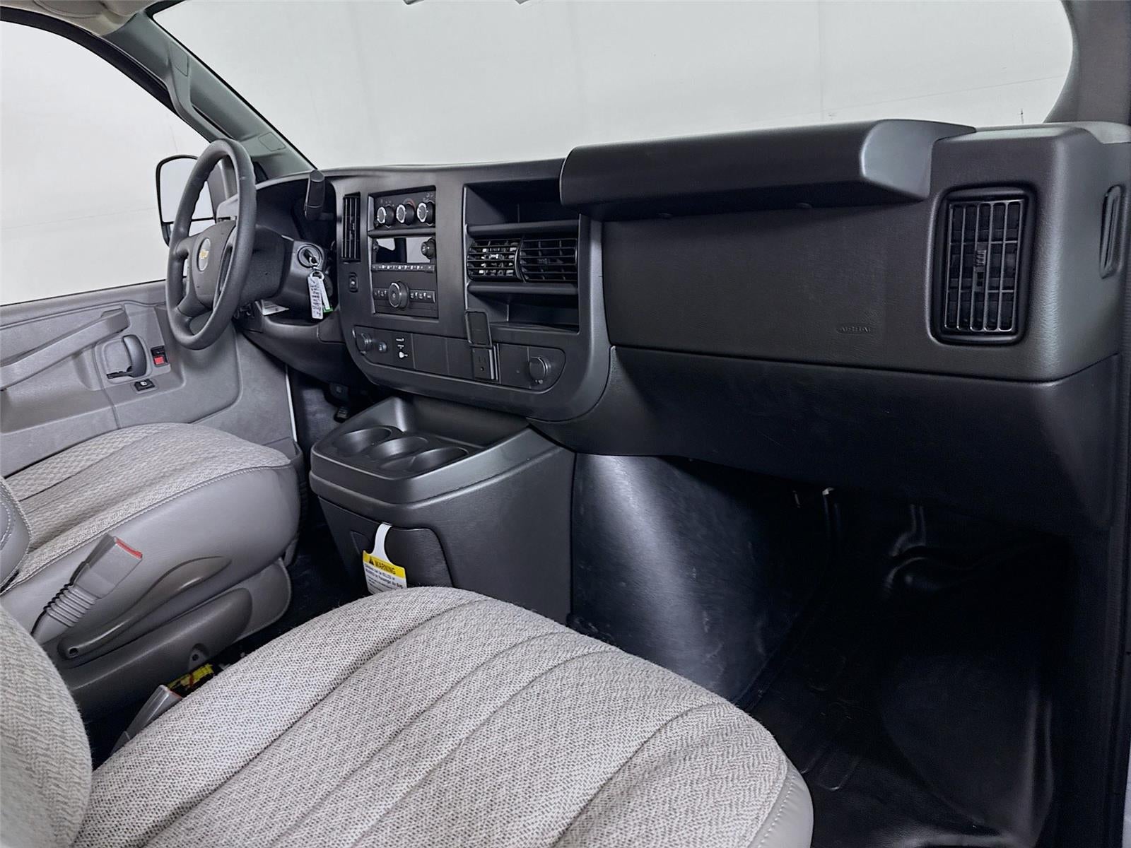 2026 Chevrolet Express Cargo 1WT