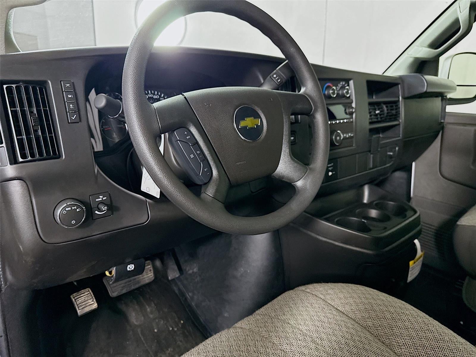 2026 Chevrolet Express Cargo 1WT