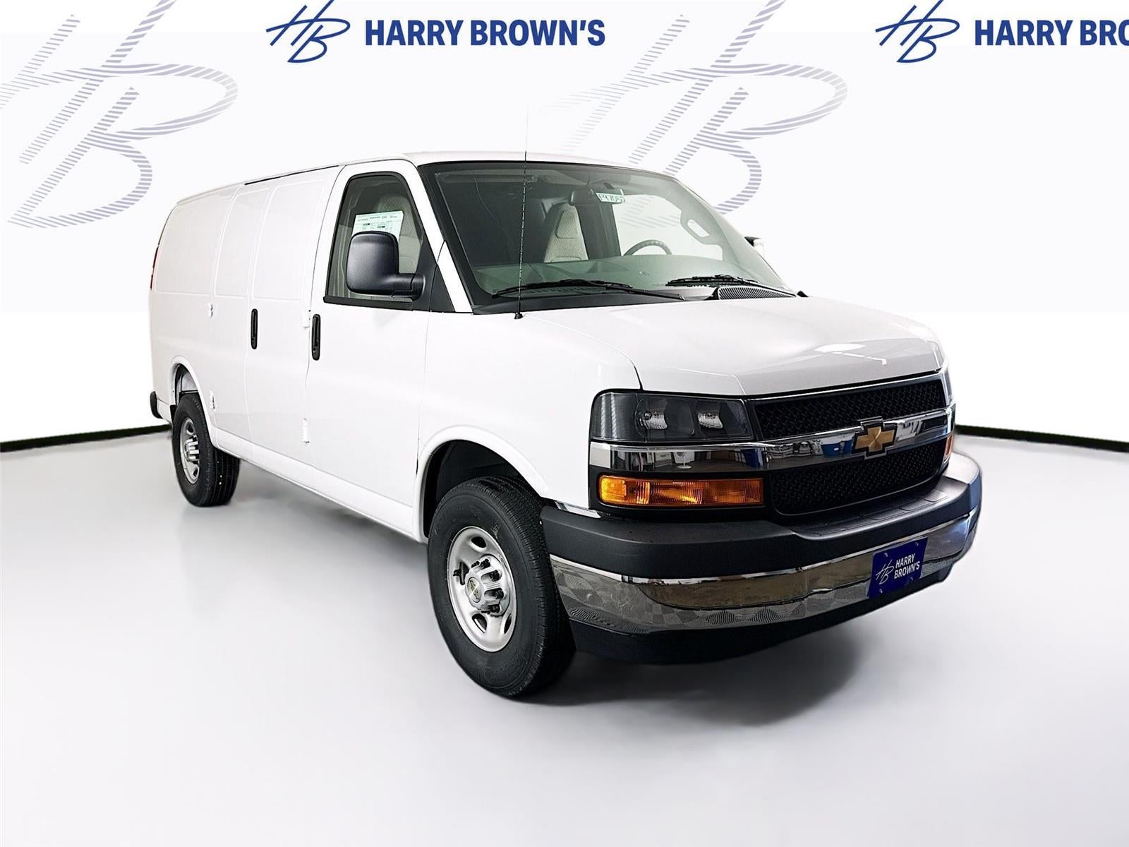 2026 Chevrolet Express Cargo 1WT