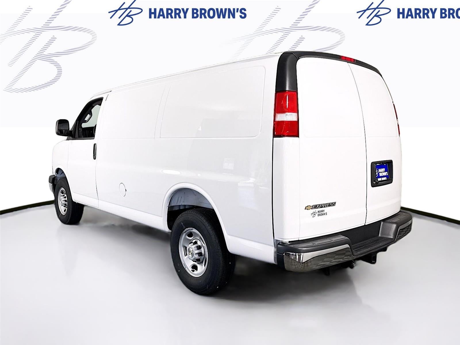 2026 Chevrolet Express Cargo 1WT