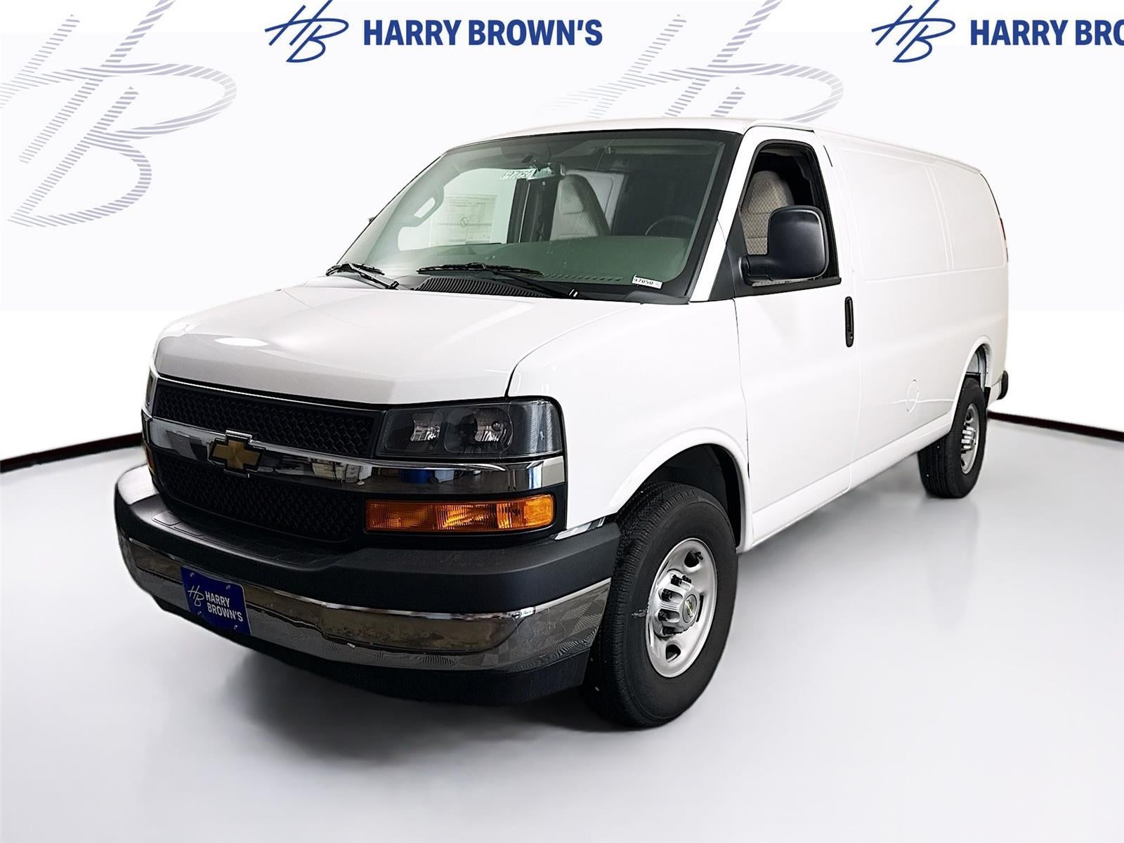 2026 Chevrolet Express Cargo 1WT