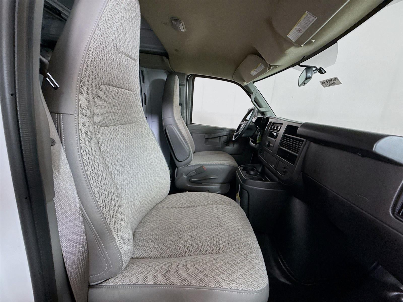 2026 Chevrolet Express Cargo 1WT