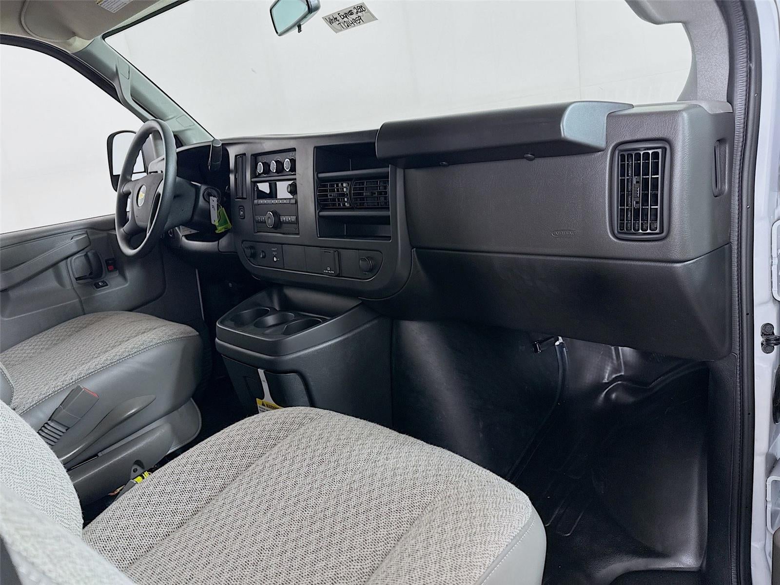 2026 Chevrolet Express Cargo 1WT