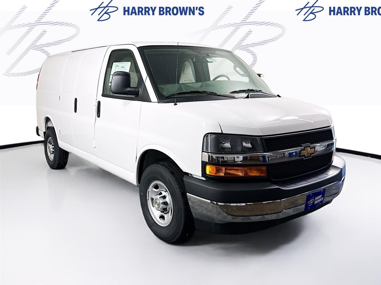 2026 Chevrolet Express Cargo 1WT
