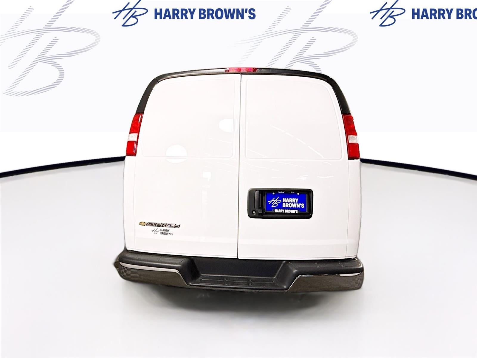 2026 Chevrolet Express Cargo 1WT