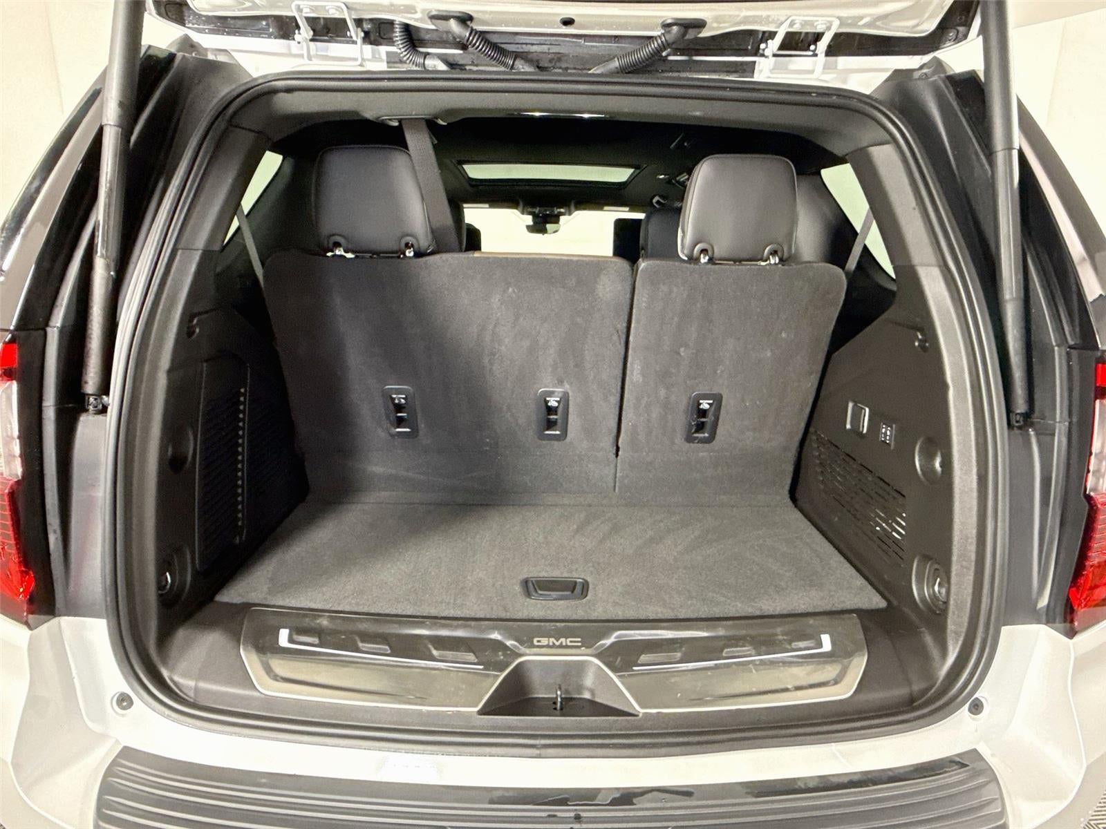 2025 GMC Yukon Denali Ultimate