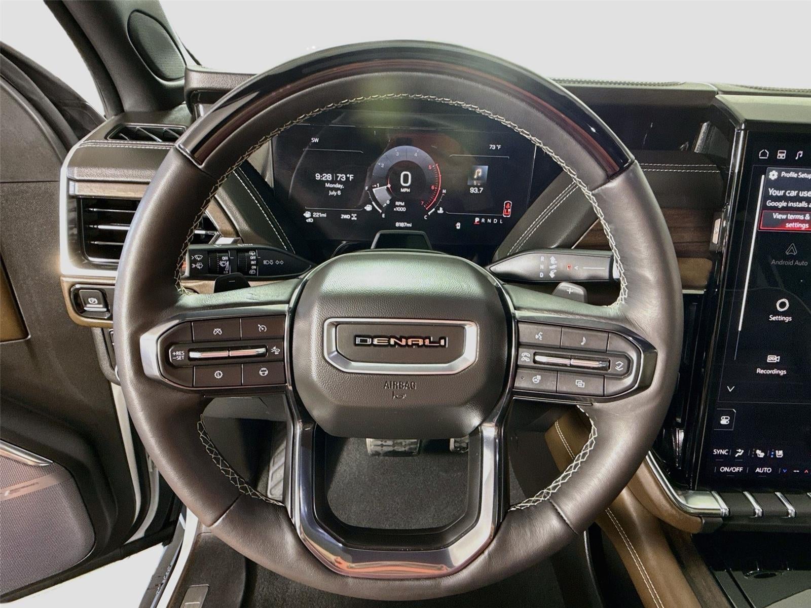 2025 GMC Yukon Denali Ultimate