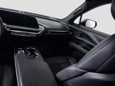 2024 Cadillac LYRIQ Luxury 1