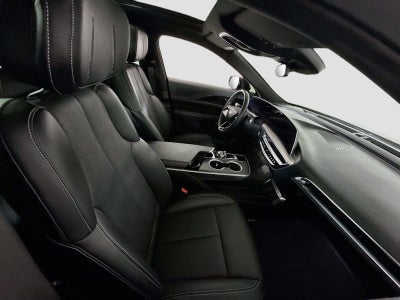 2024 Cadillac LYRIQ Luxury 1