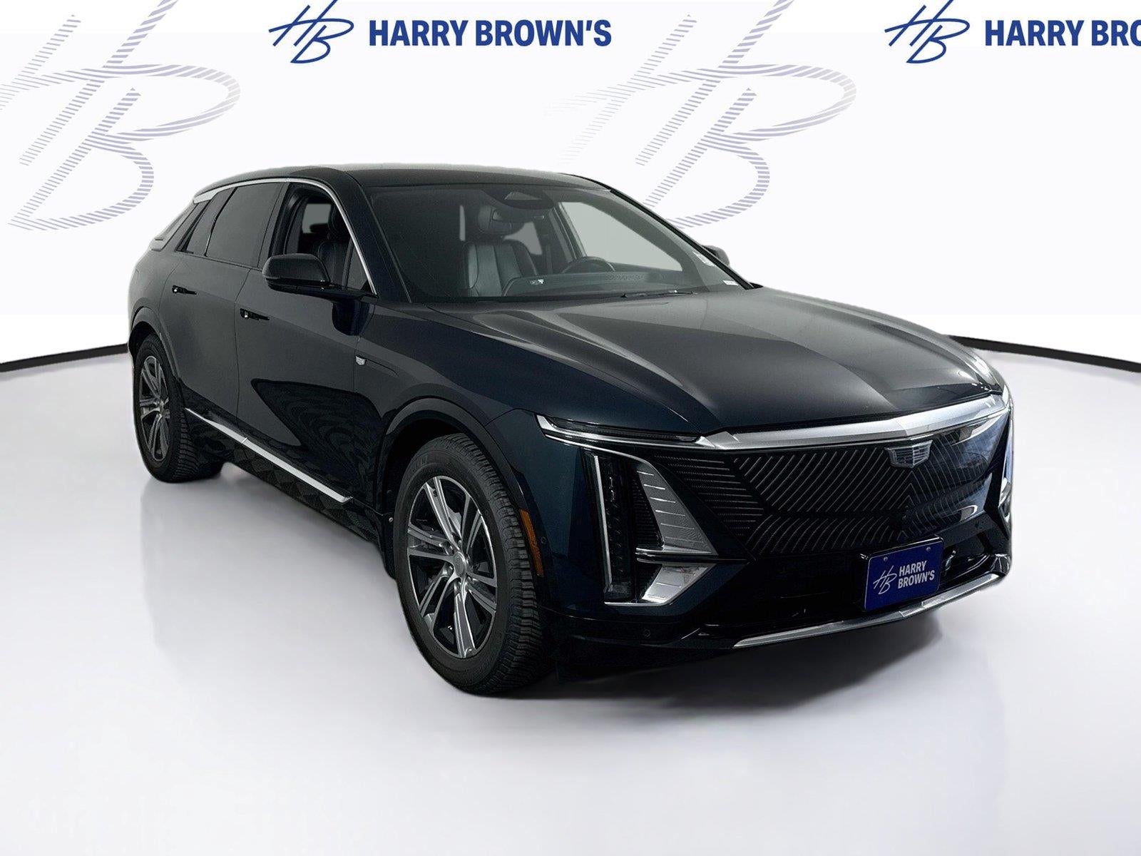 2024 Cadillac LYRIQ Luxury 1
