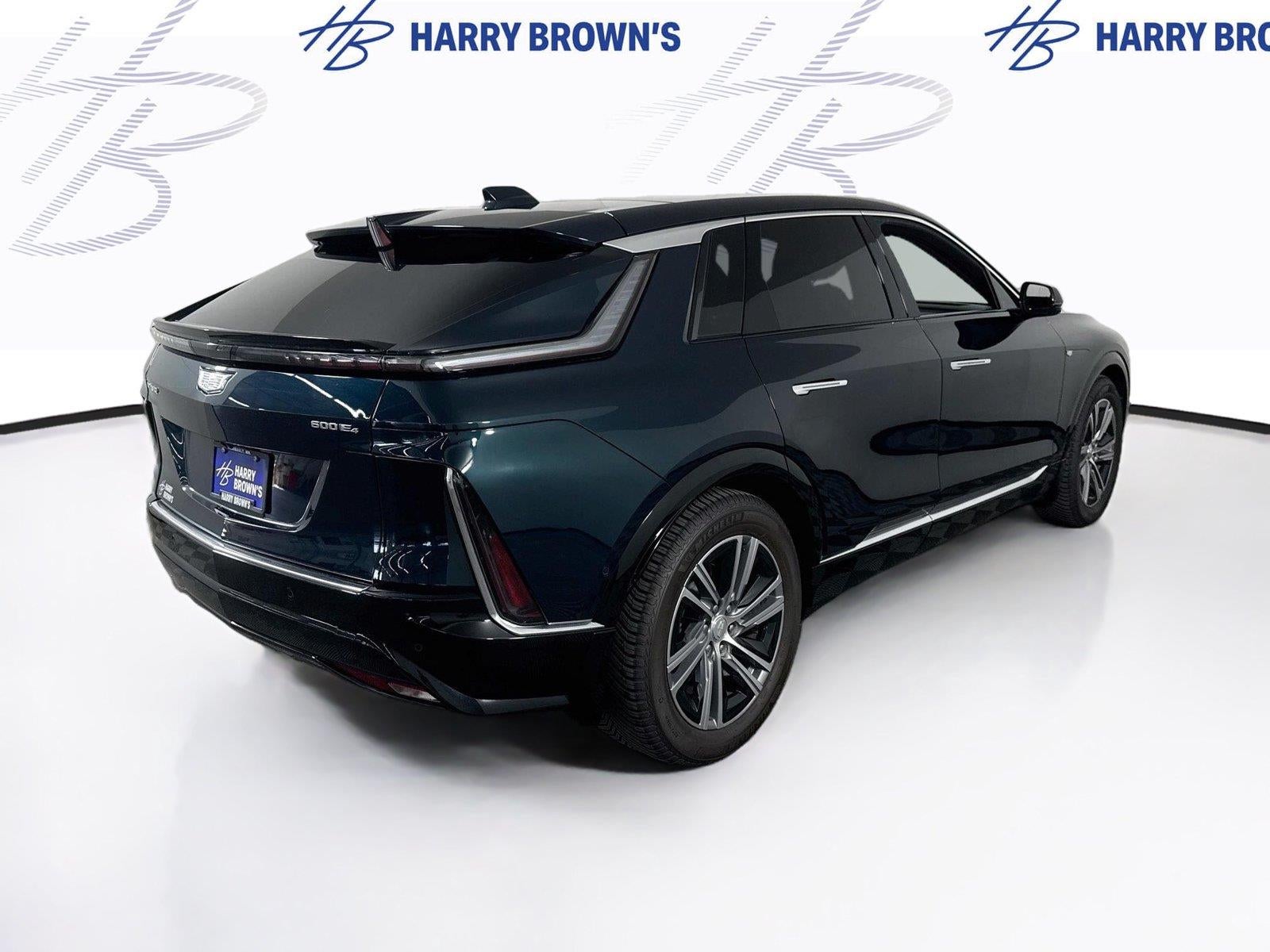 2024 Cadillac LYRIQ Luxury 1