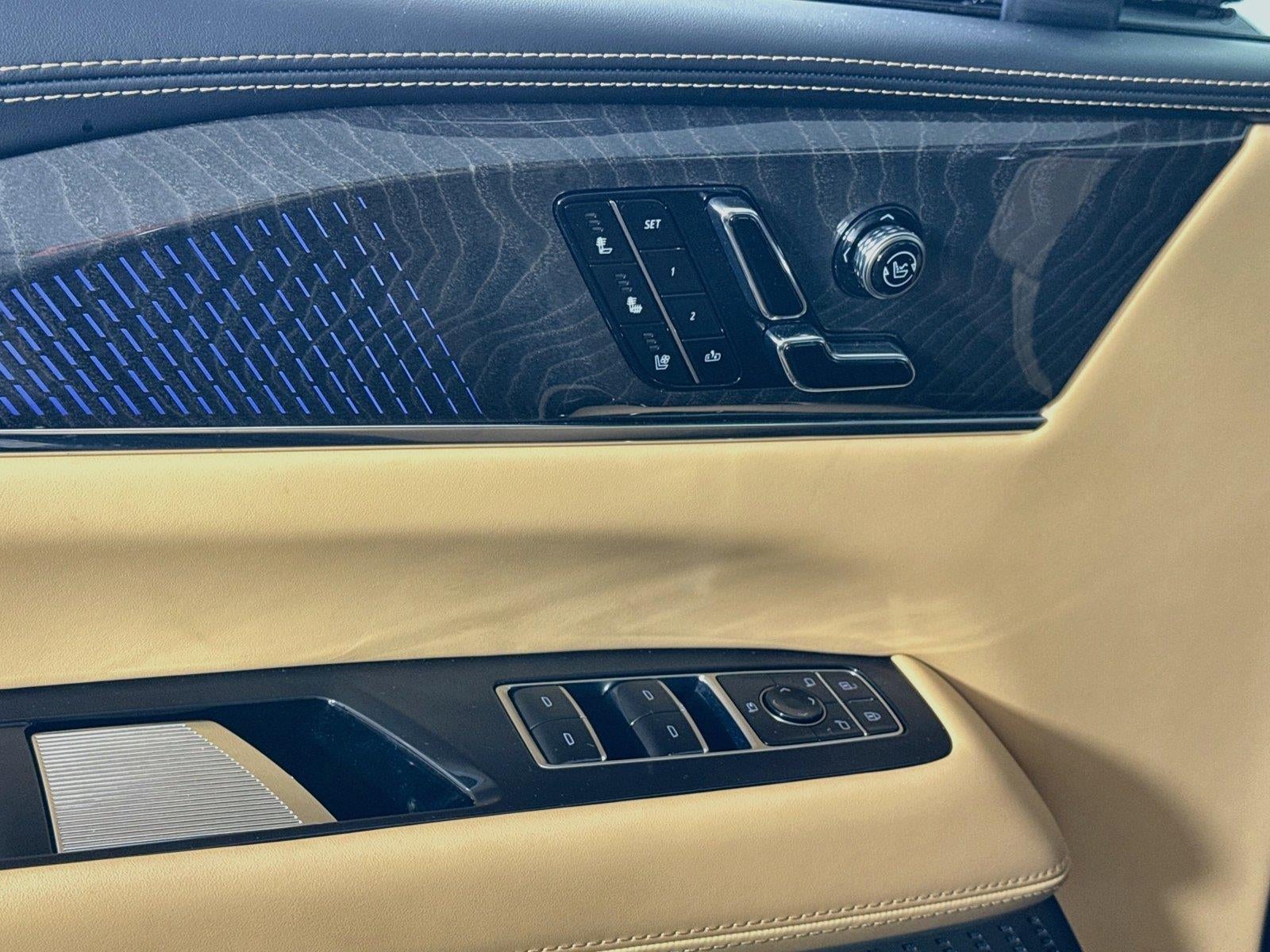 2025 Cadillac ESCALADE IQ Sport 2