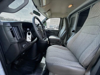 2026 Chevrolet Express Cutaway 3500 1WT