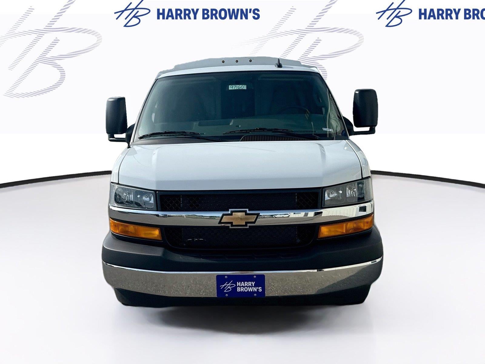 2026 Chevrolet Express Cutaway 3500 1WT