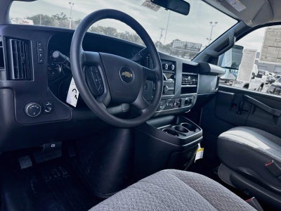 2026 Chevrolet Express Cutaway 3500 1WT