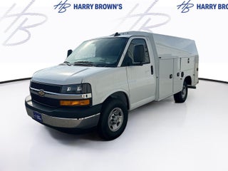 2026 Chevrolet Express Cutaway 3500 1WT