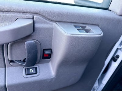 2025 Chevrolet Express Cutaway 3500 1WT