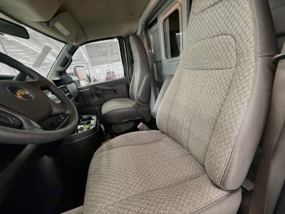 2026 Chevrolet Express Cutaway 3500 1WT