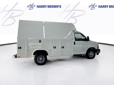 2026 Chevrolet Express Cutaway 3500 1WT