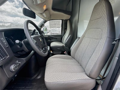 2025 Chevrolet Express Cutaway 4500 2WT