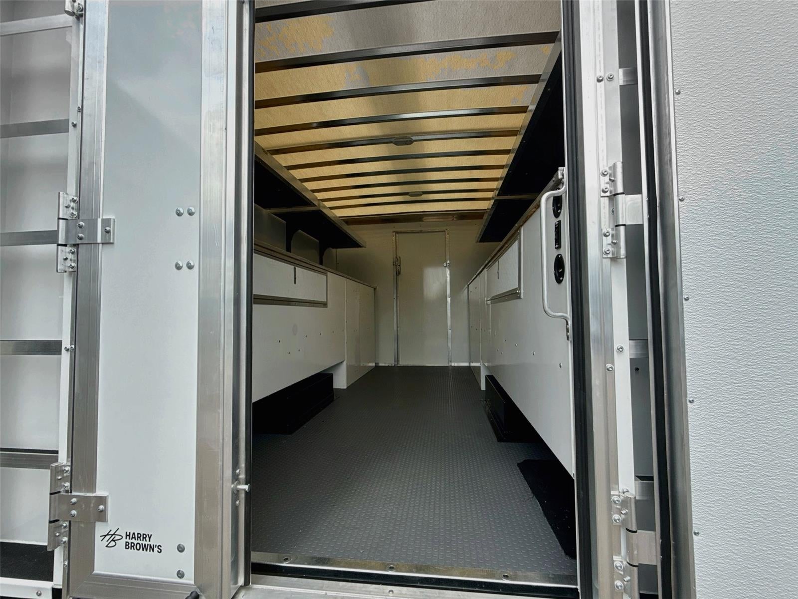 2025 Chevrolet Express Cutaway 4500 2WT