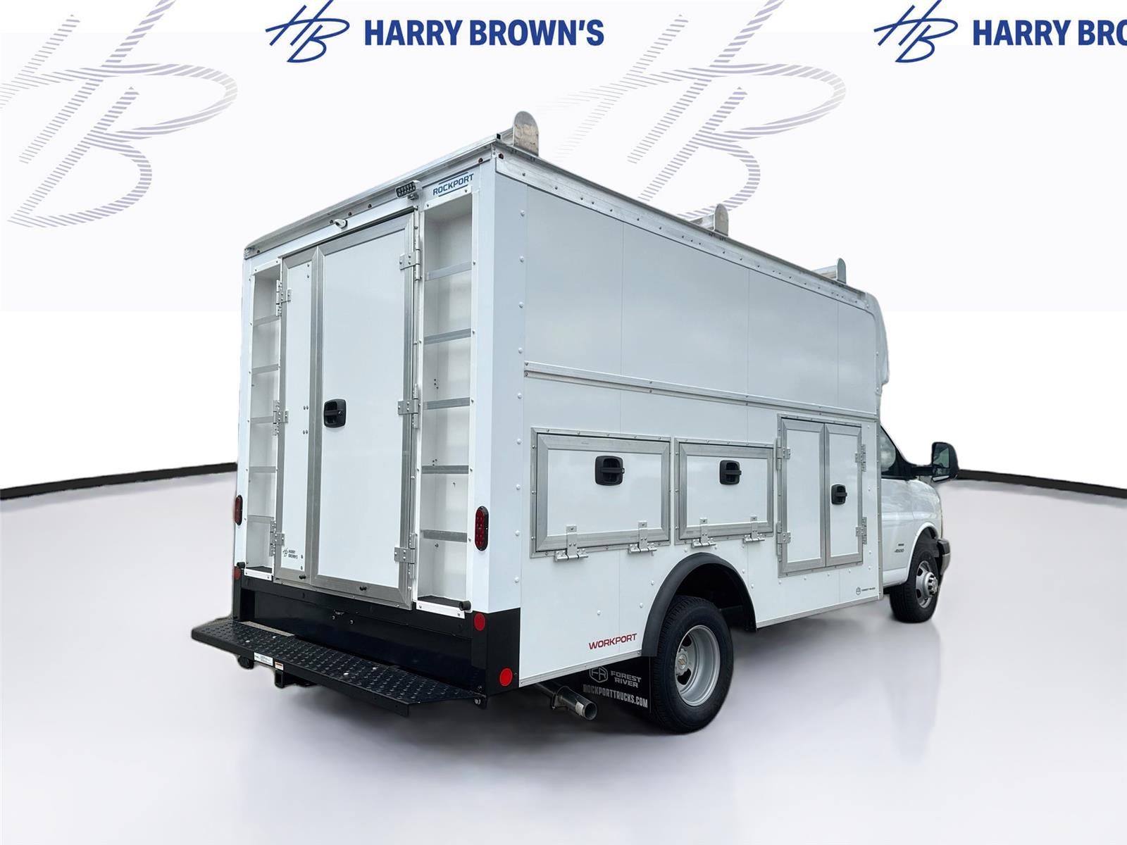2025 Chevrolet Express Cutaway 4500 2WT