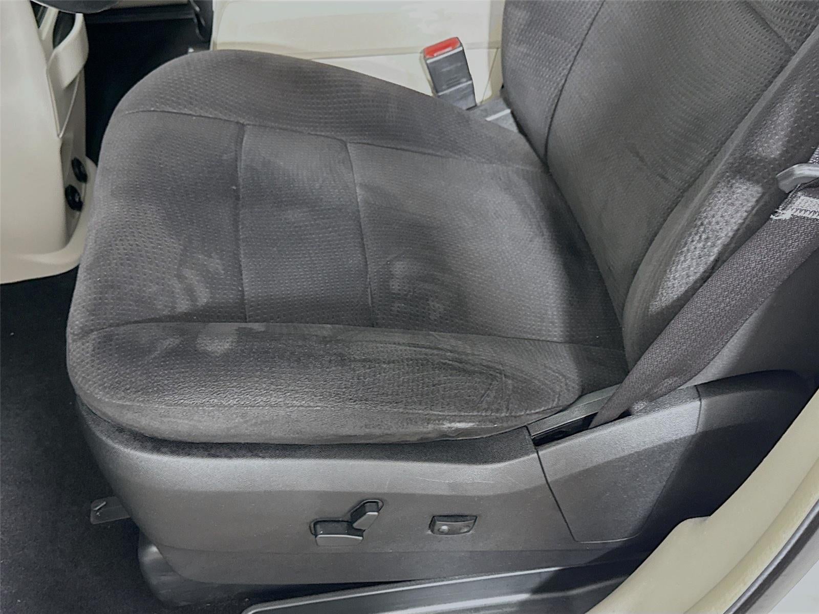 2011 Chrysler Town & Country Touring