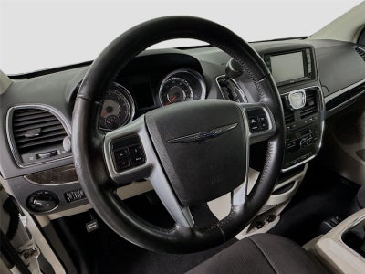 2011 Chrysler Town & Country Touring