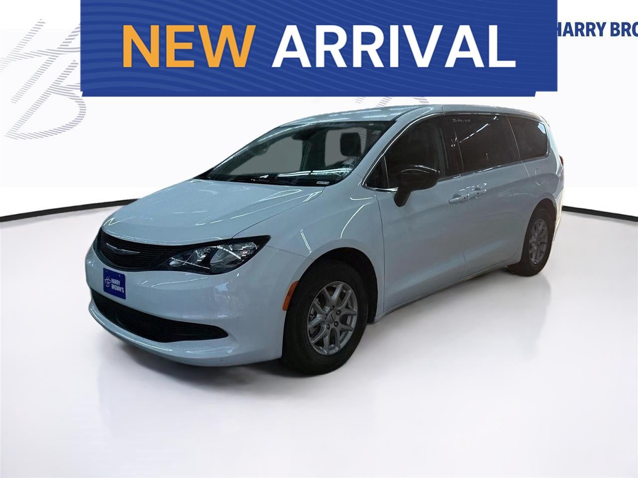 2024 Chrysler Voyager LX