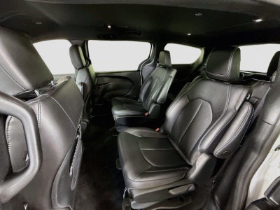2025 Chrysler Pacifica Hybrid Select