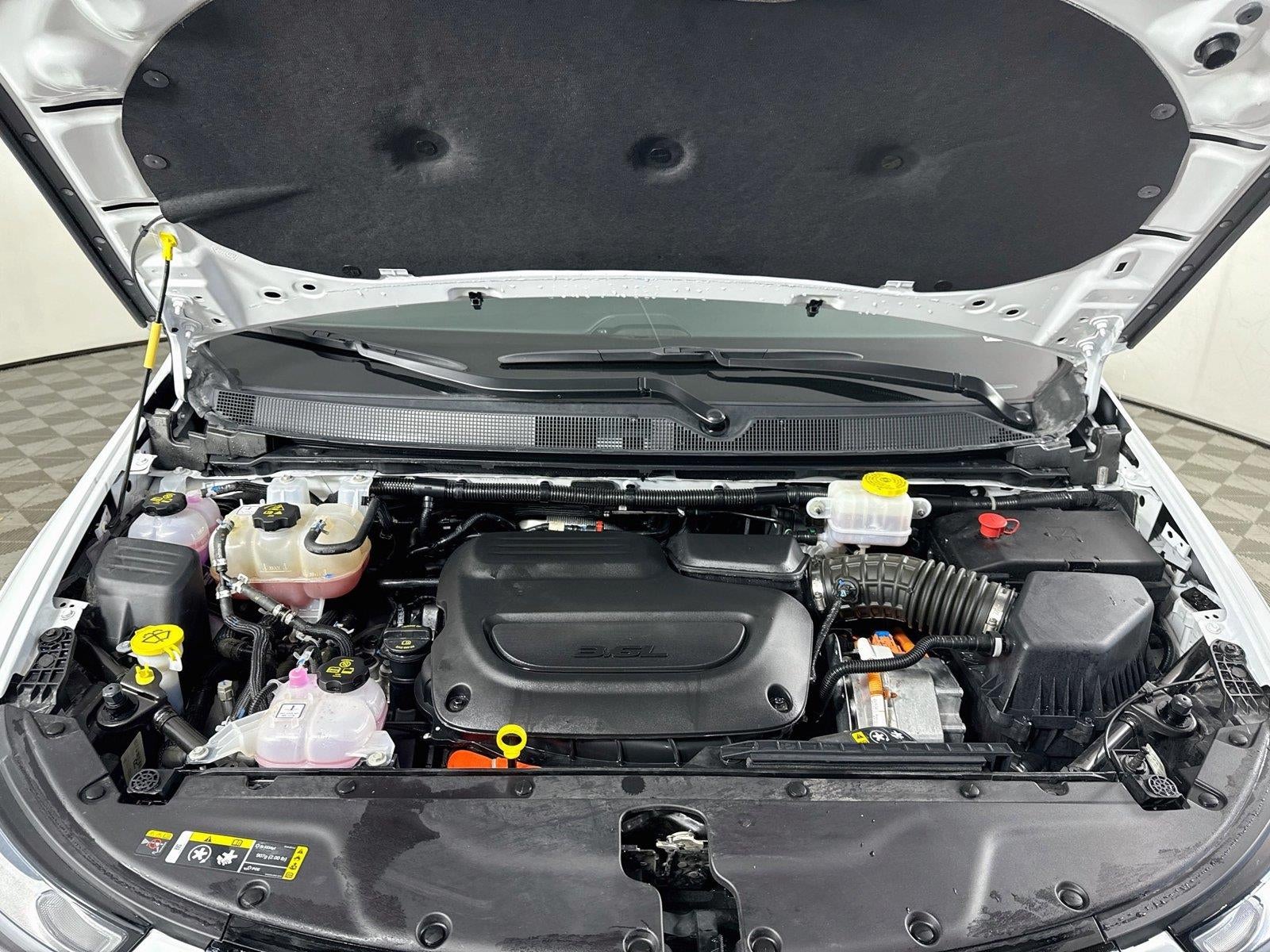 2025 Chrysler Pacifica Hybrid Select