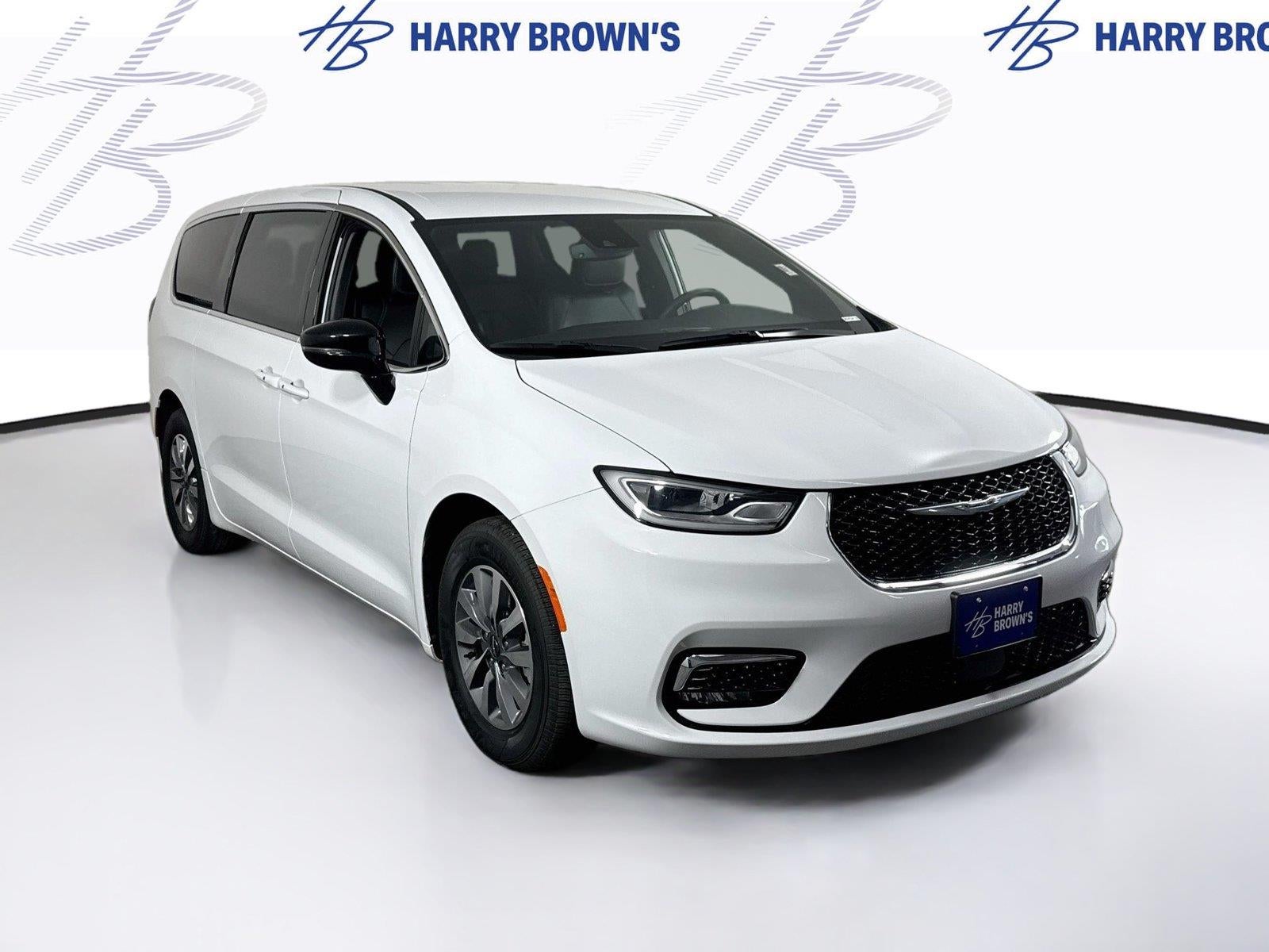 2025 Chrysler Pacifica Hybrid Select