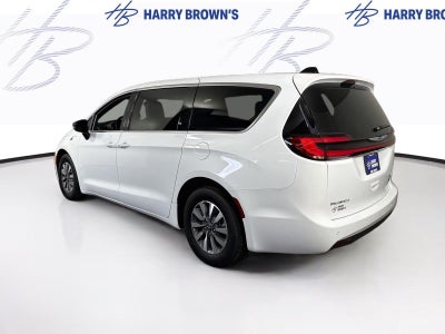 2025 Chrysler Pacifica Hybrid Select