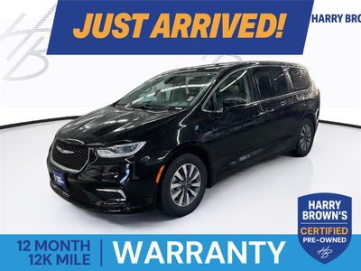 2024 Chrysler Pacifica Hybrid Select