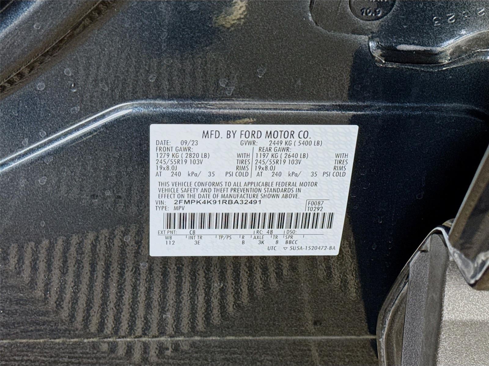 2024 Ford Edge Titanium